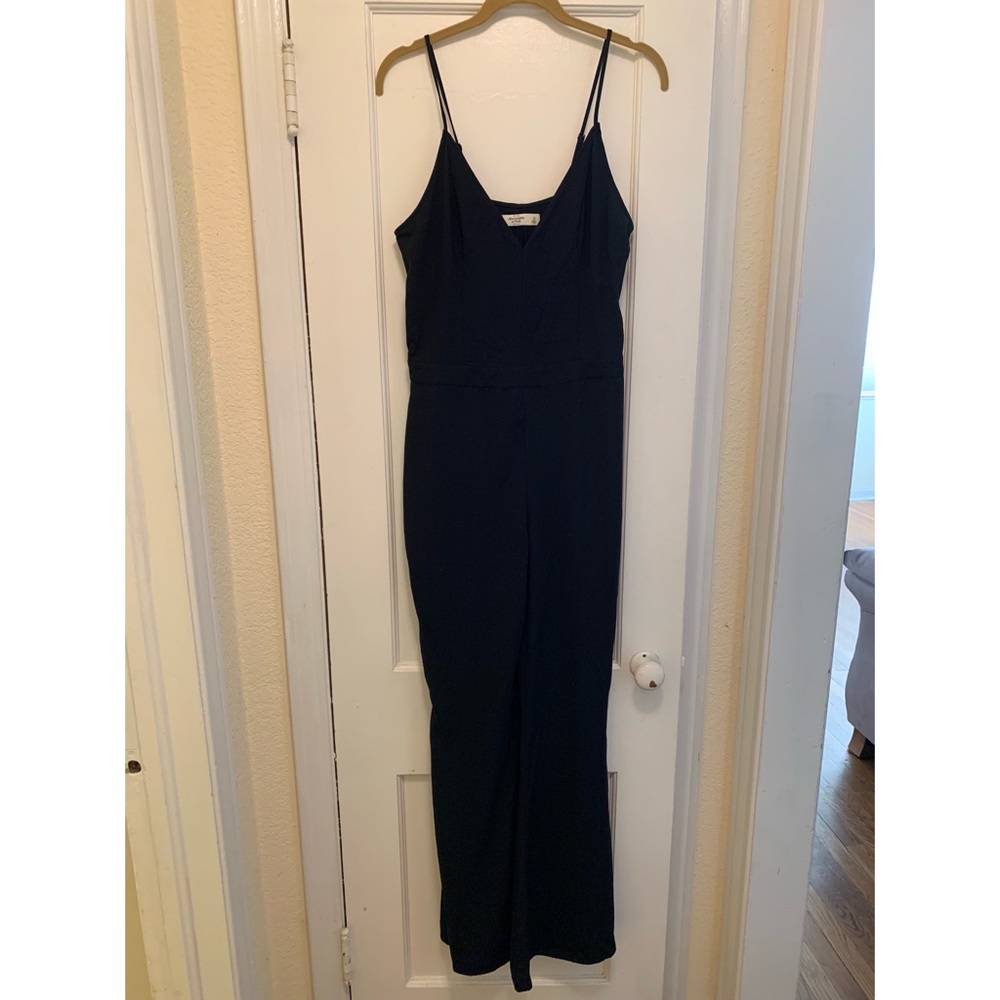 Abercrombie & Fitch V-Neck Flare Jumpsuit, M